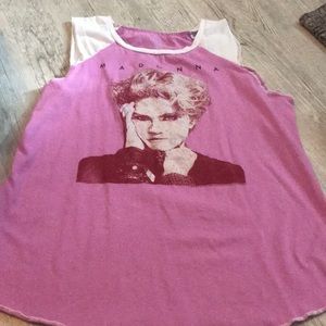 A short sleeve shirt size xl and has Madonna on it